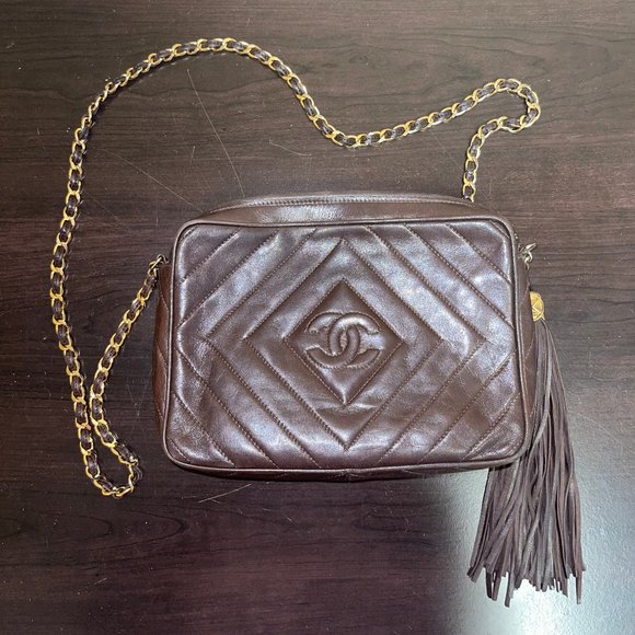 CHANEL Handbags - Chanel Vintage Camera Bag
